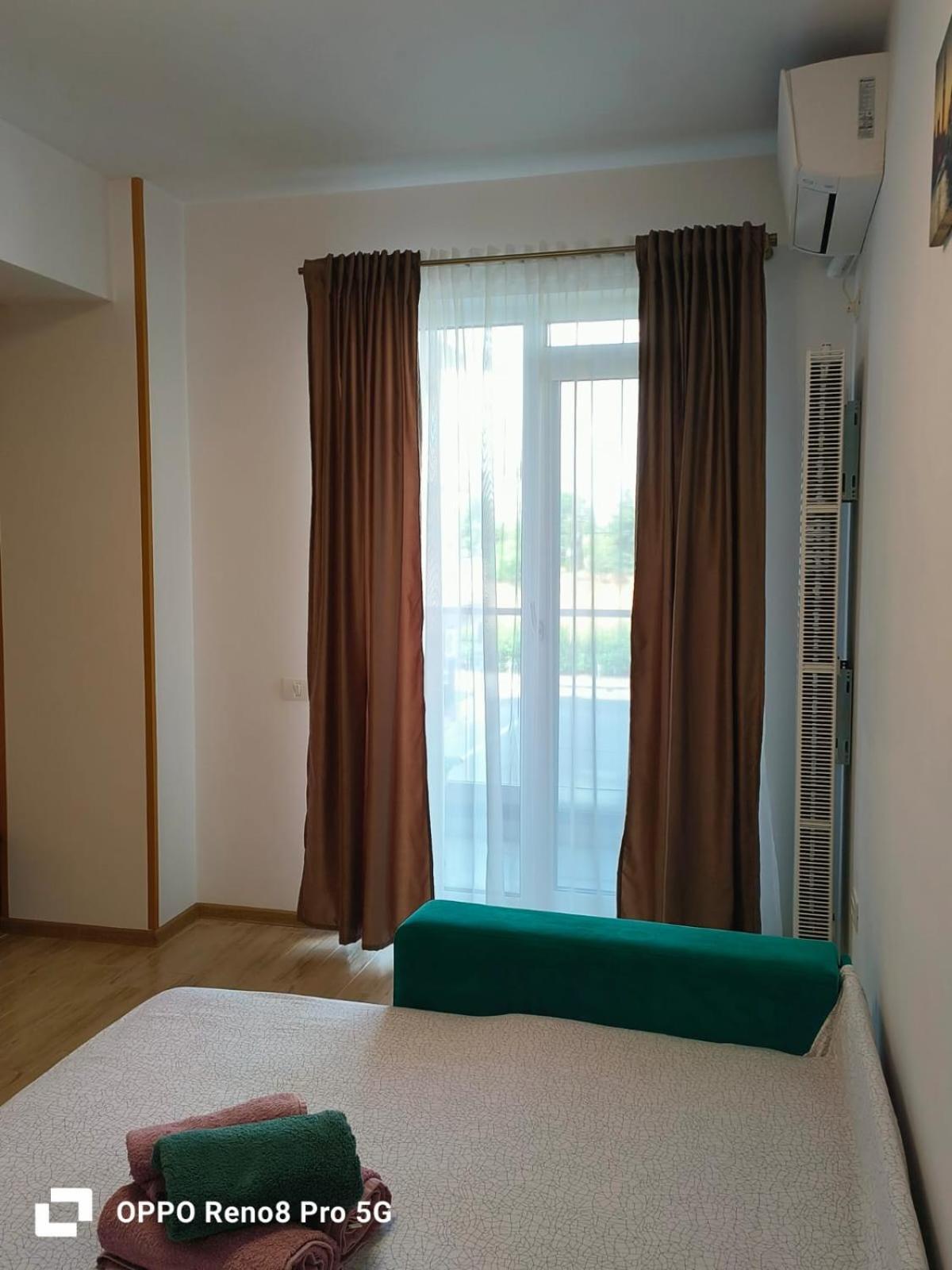 Jeni' S Apartament Constanţa Habitación foto